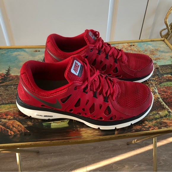 Nike Dual Fusion Run 2 'Gym Red' - Picture 2 of 8